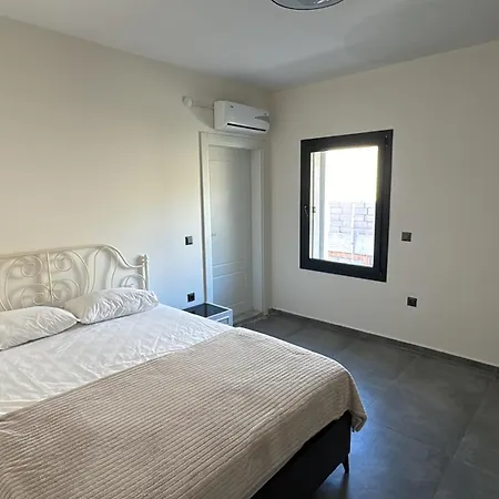 Foca Tas * 伊兹密尔