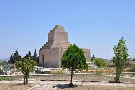 Foca Tas Σμύρνη