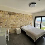 Foca Tas Villa İzmir